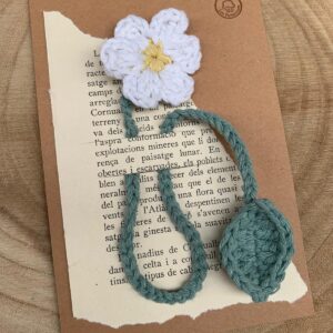 Punt de llibre flor de ganxet