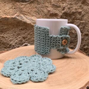 Cobre tassa i posa got de ganxet